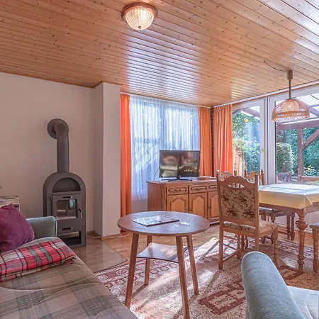 Luett Huus بيت للعطل Lärz