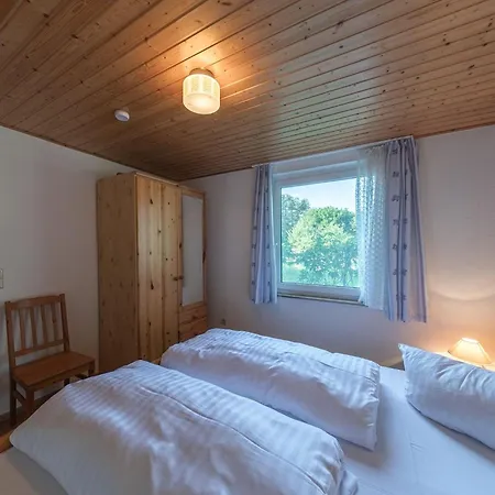 Luett Huus Ferienhaus *
